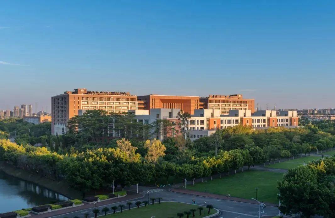 中山大学毕业证(中山大学毕业证书)