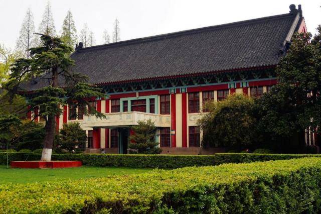 东南大学(东南大学在哪个城市)