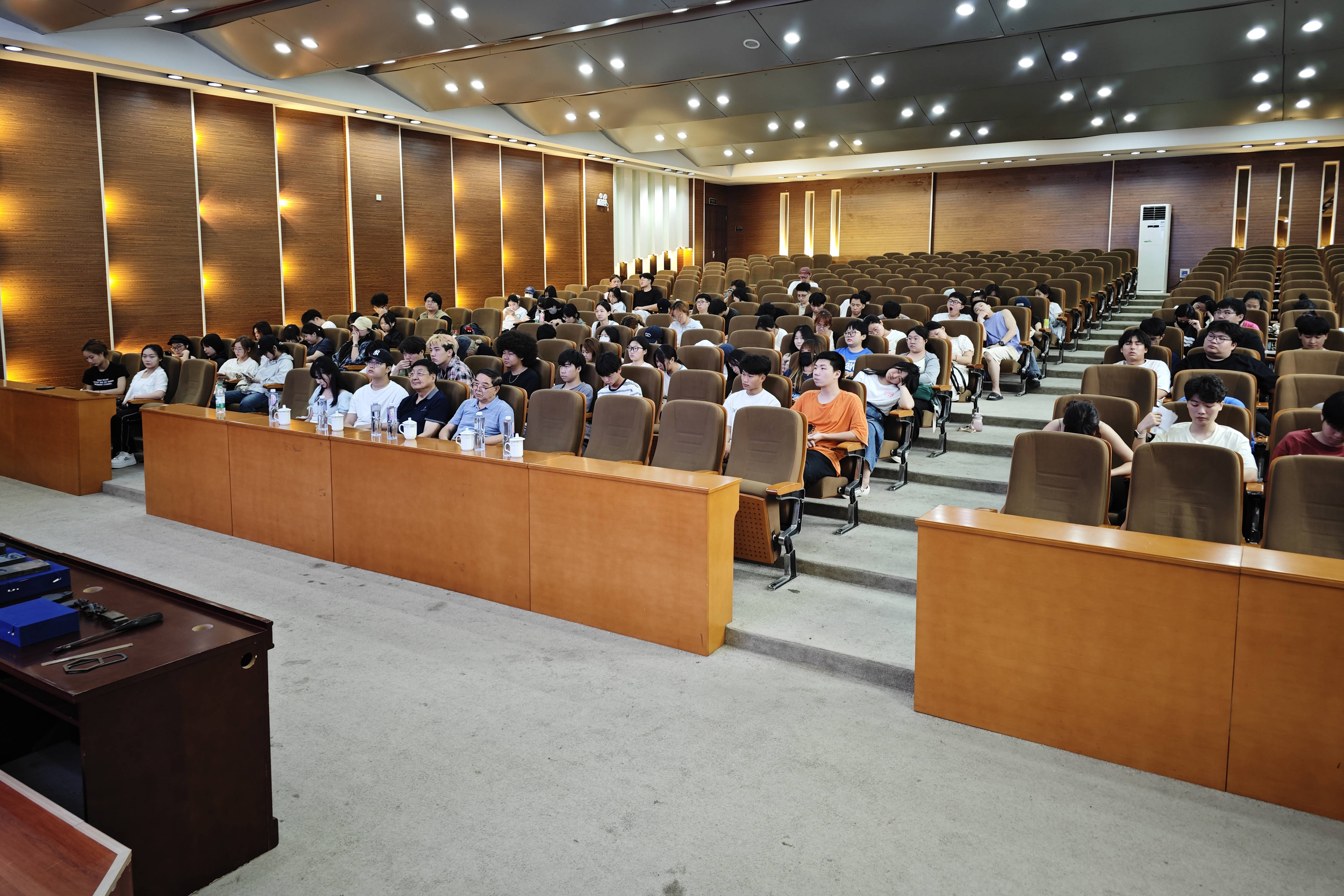 北京科技大学毕业证扫描件